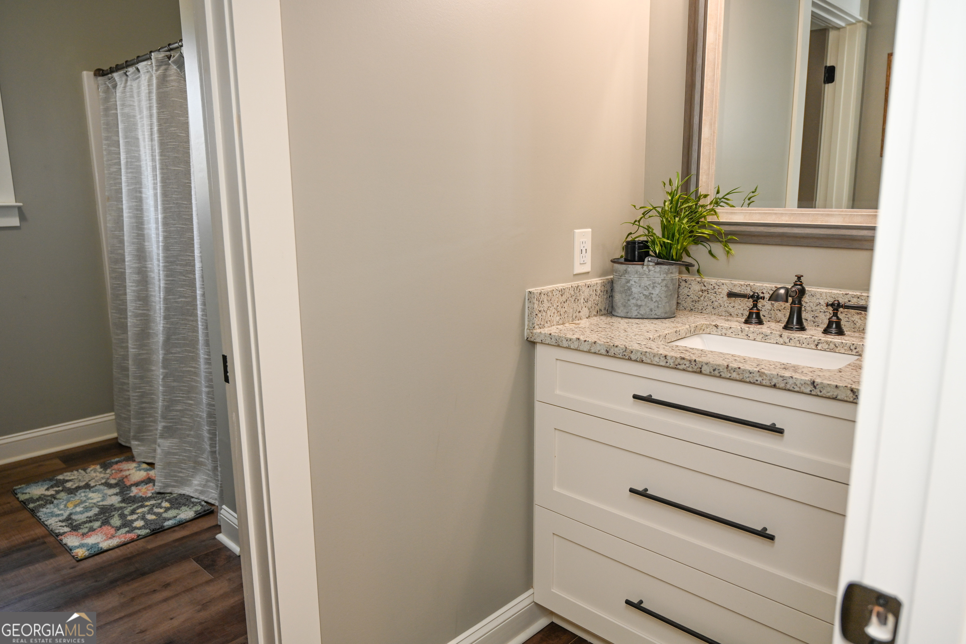 399 Overlook Trail Williamson GA 30292