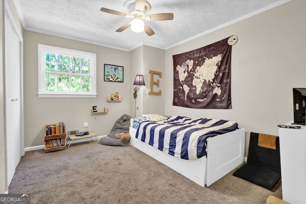 557 Rue Montaigne Stone Mountain GA 30083