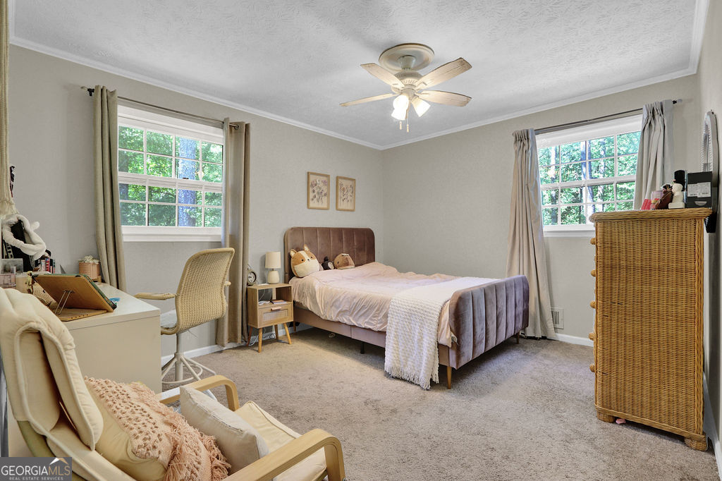 557 Rue Montaigne Stone Mountain GA 30083