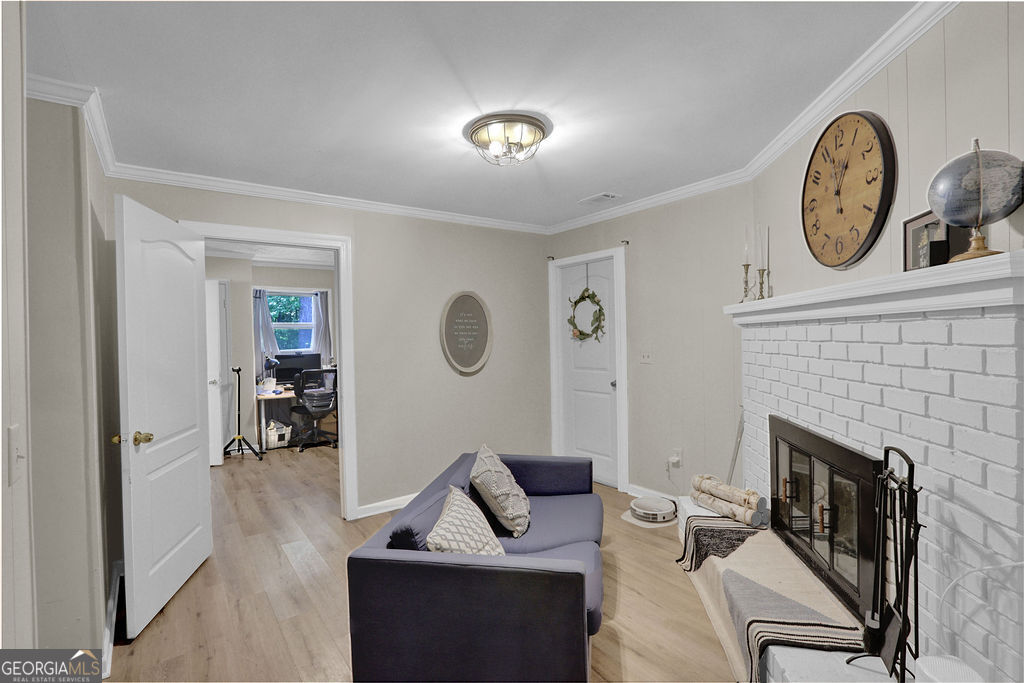 557 Rue Montaigne Stone Mountain GA 30083