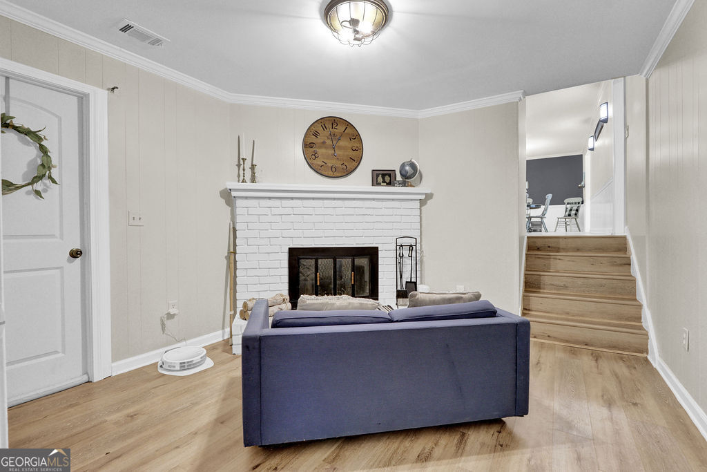 557 Rue Montaigne Stone Mountain GA 30083