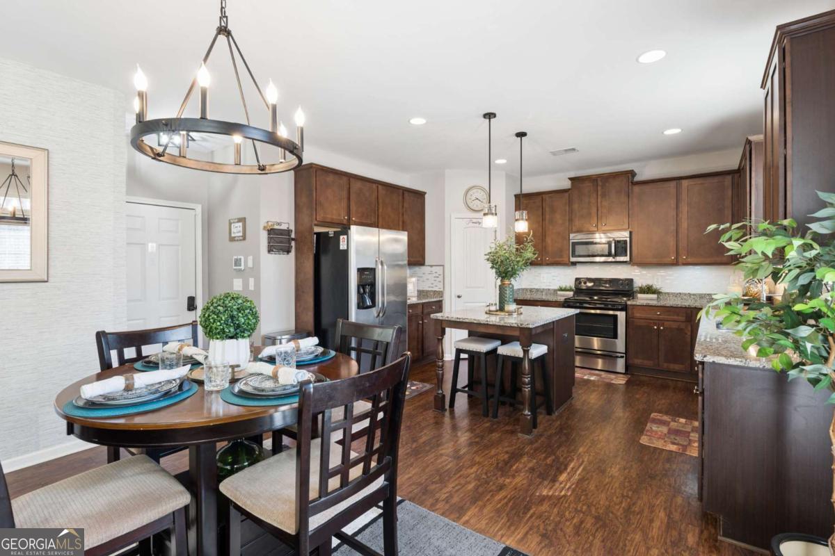 4065 Mcclendon Way Rex GA 30273