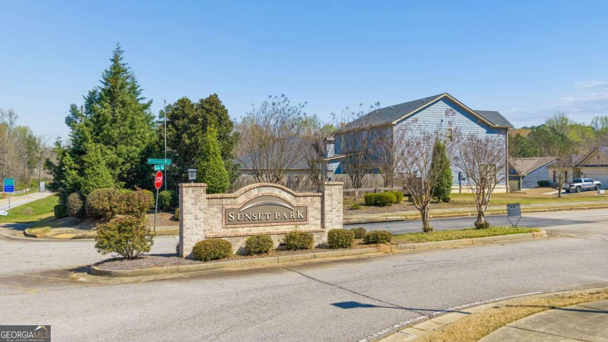 4065 Mcclendon Way Rex GA 30273