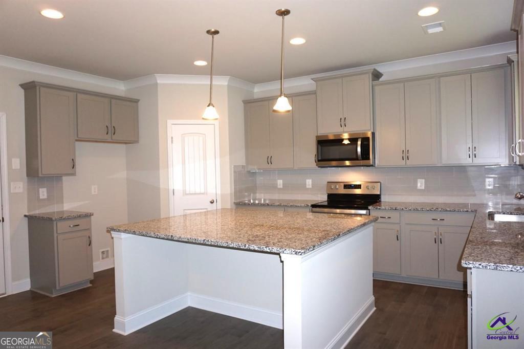 121 Bluecoat Trail Byron GA 31008