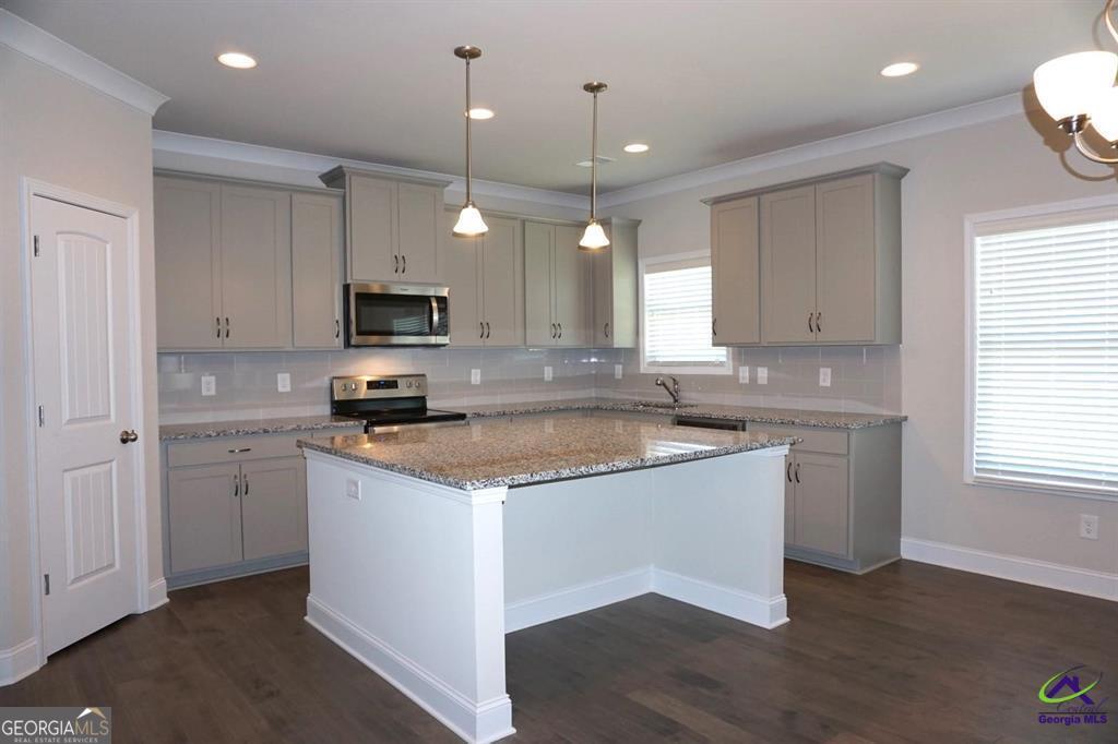 121 Bluecoat Trail Byron GA 31008