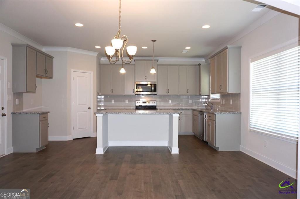 121 Bluecoat Trail Byron GA 31008