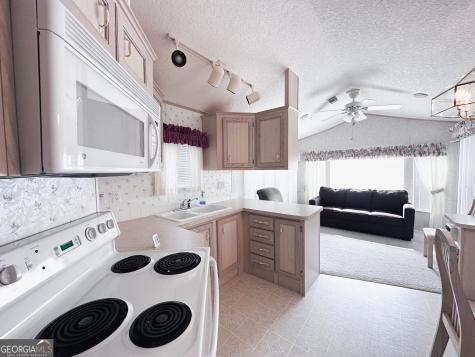 68 Nomad Trail Cleveland GA 30528