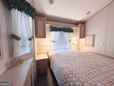68 Nomad Trail Cleveland GA 30528