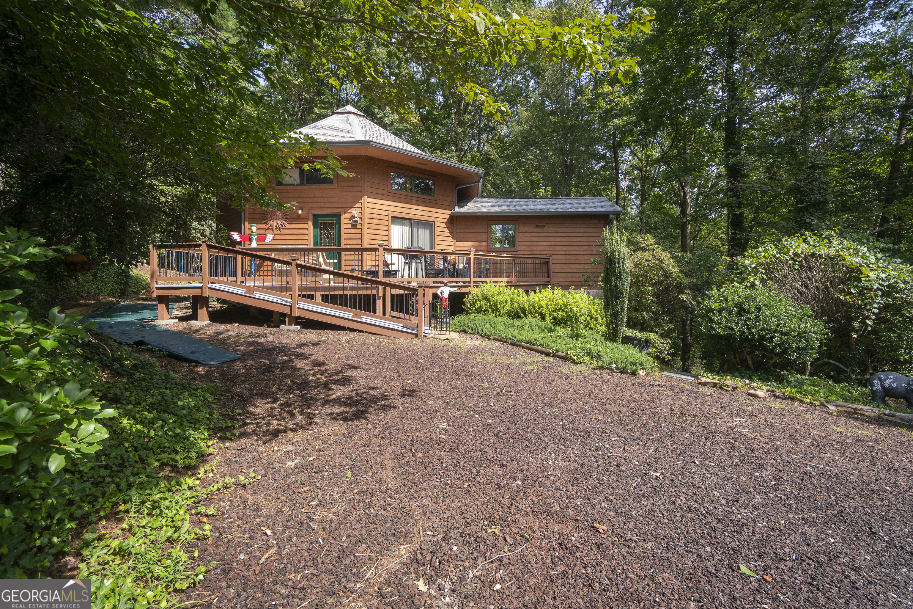 7869 Highway 75 Alt Helen GA 30545