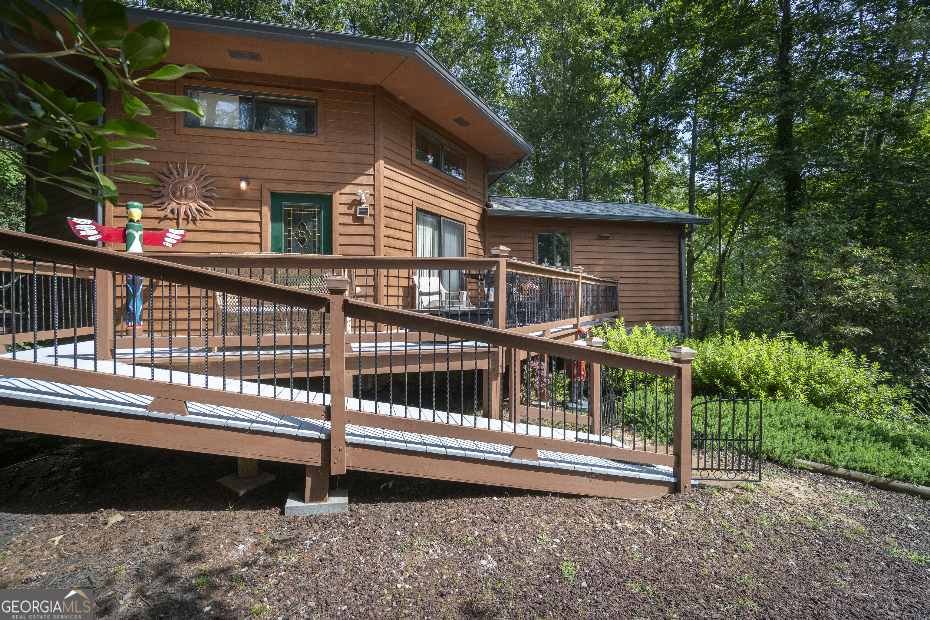 7869 Highway 75 Alt Helen GA 30545