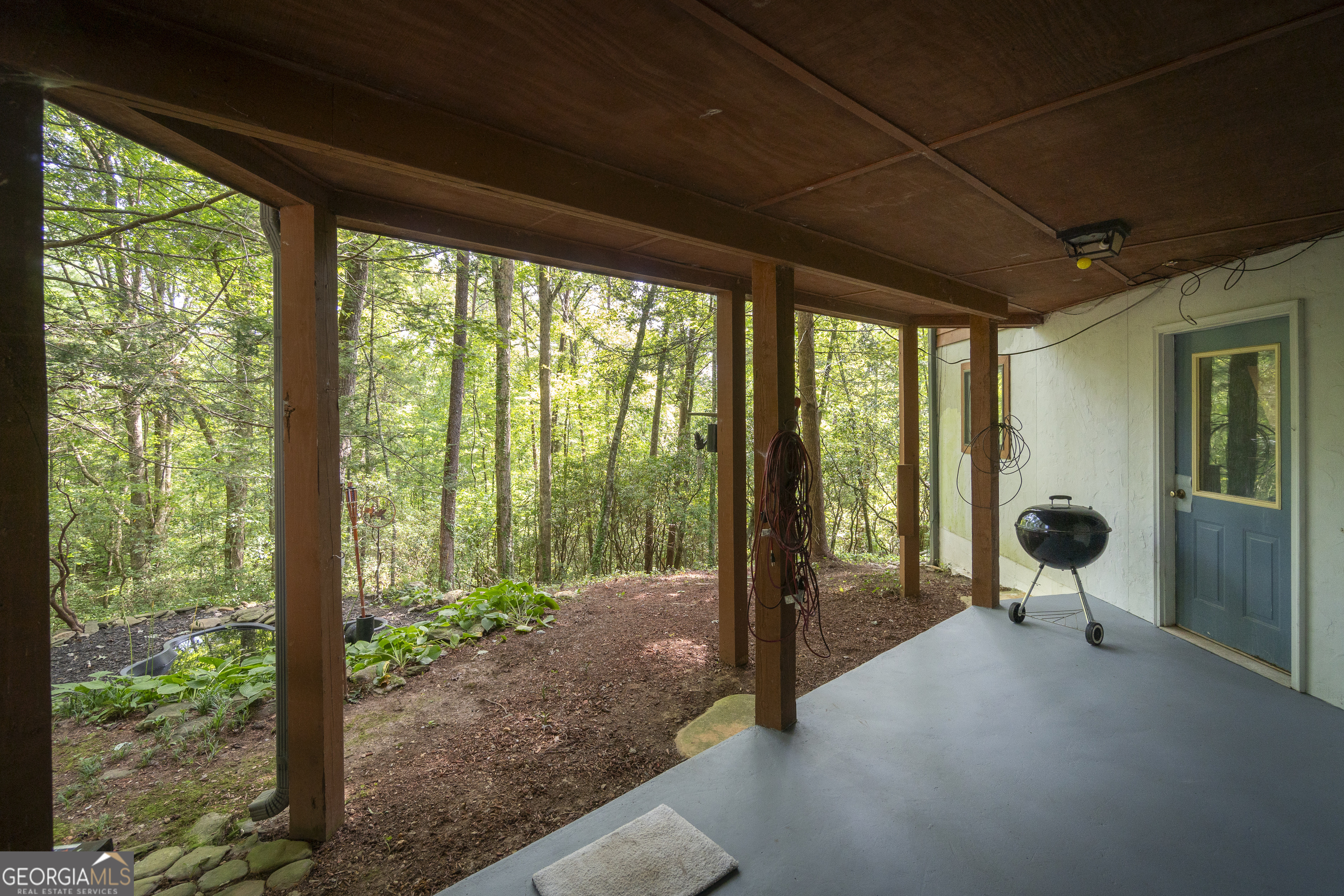 7869 Highway 75 Alt Helen GA 30545