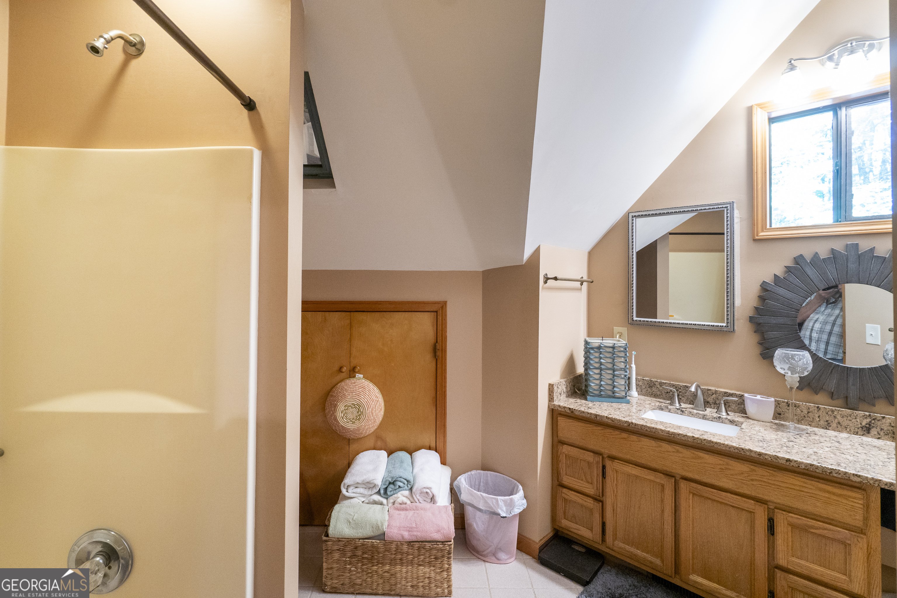 7869 Highway 75 Alt Helen GA 30545