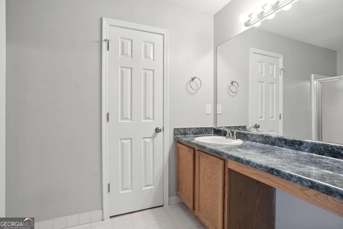 6384 Stonebridge Creek Lane Lithonia GA 30058