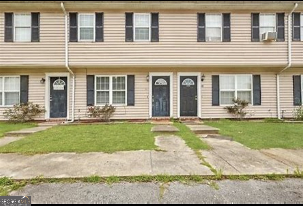 1100 Pineland Avenue Hinesville GA 31313