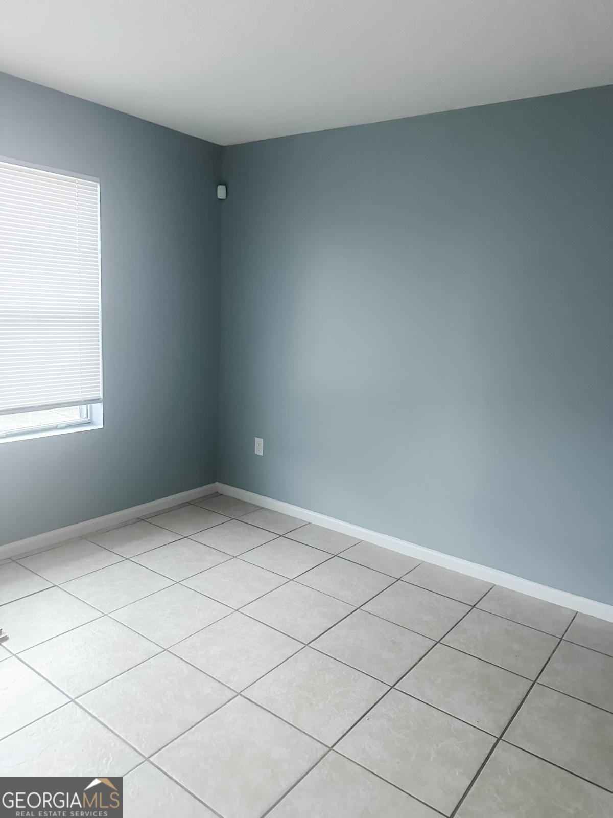 1100 Pineland Avenue Hinesville GA 31313