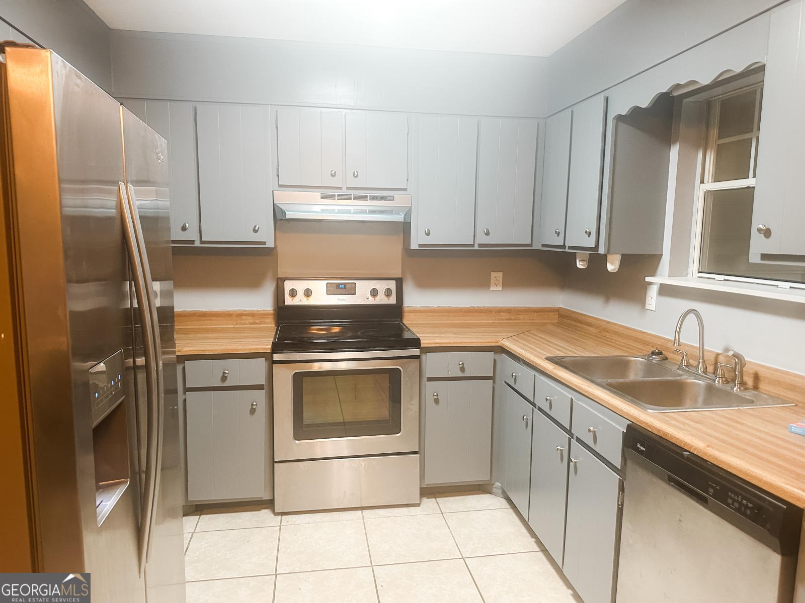 1100 Pineland Avenue Hinesville GA 31313