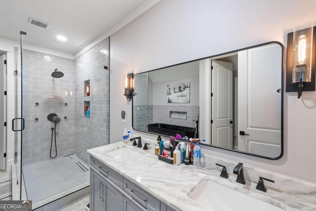 761 Woodvale Point Suwanee GA 30024