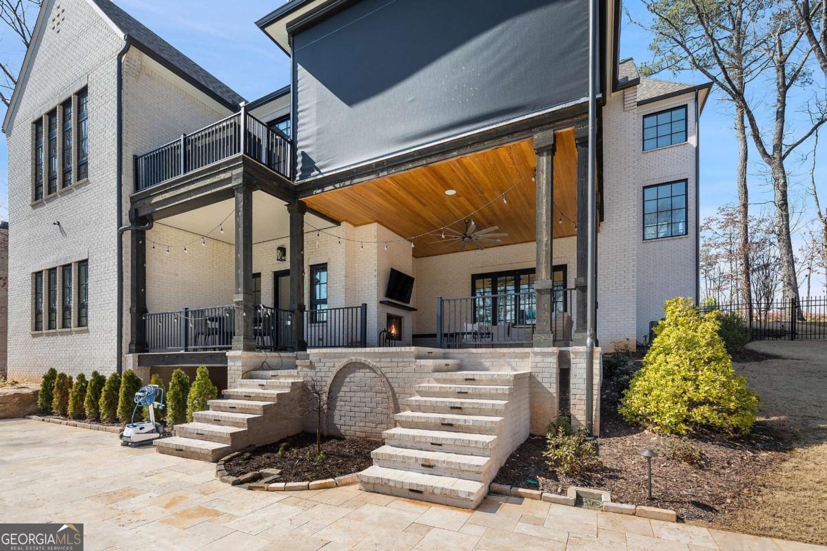 761 Woodvale Point Suwanee GA 30024