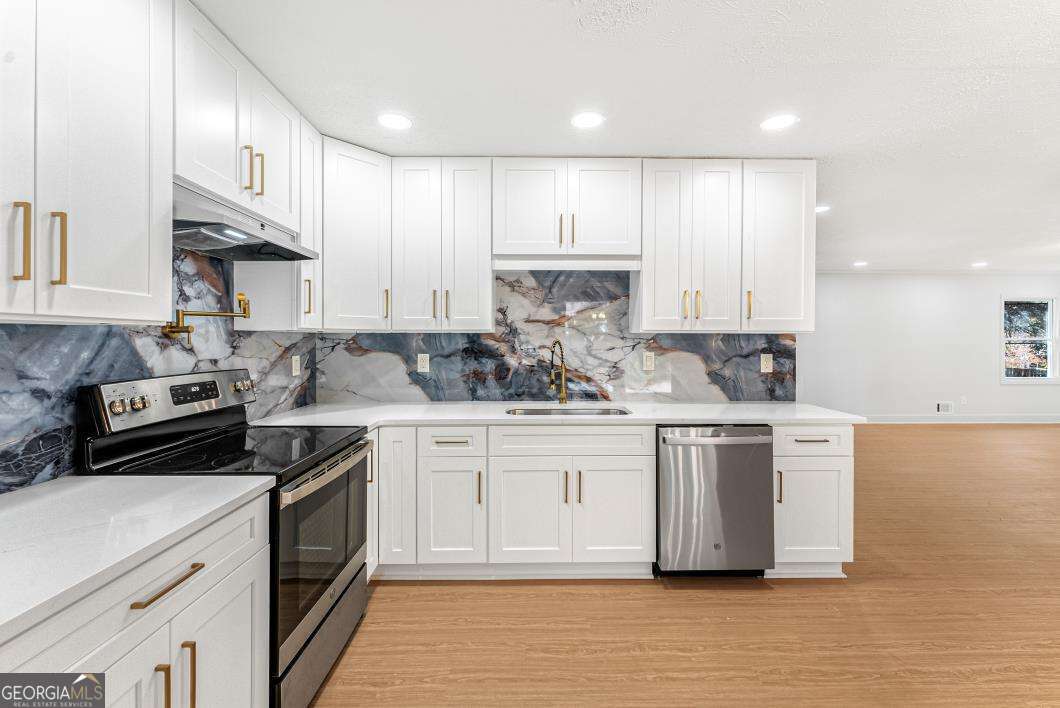 1039 River Bend Court Riverdale GA 30296