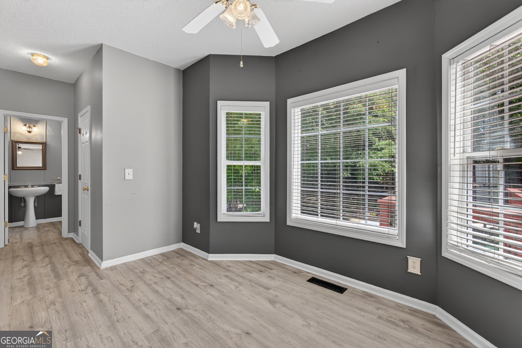 150 Glenn Eagles View Hiram GA 30141