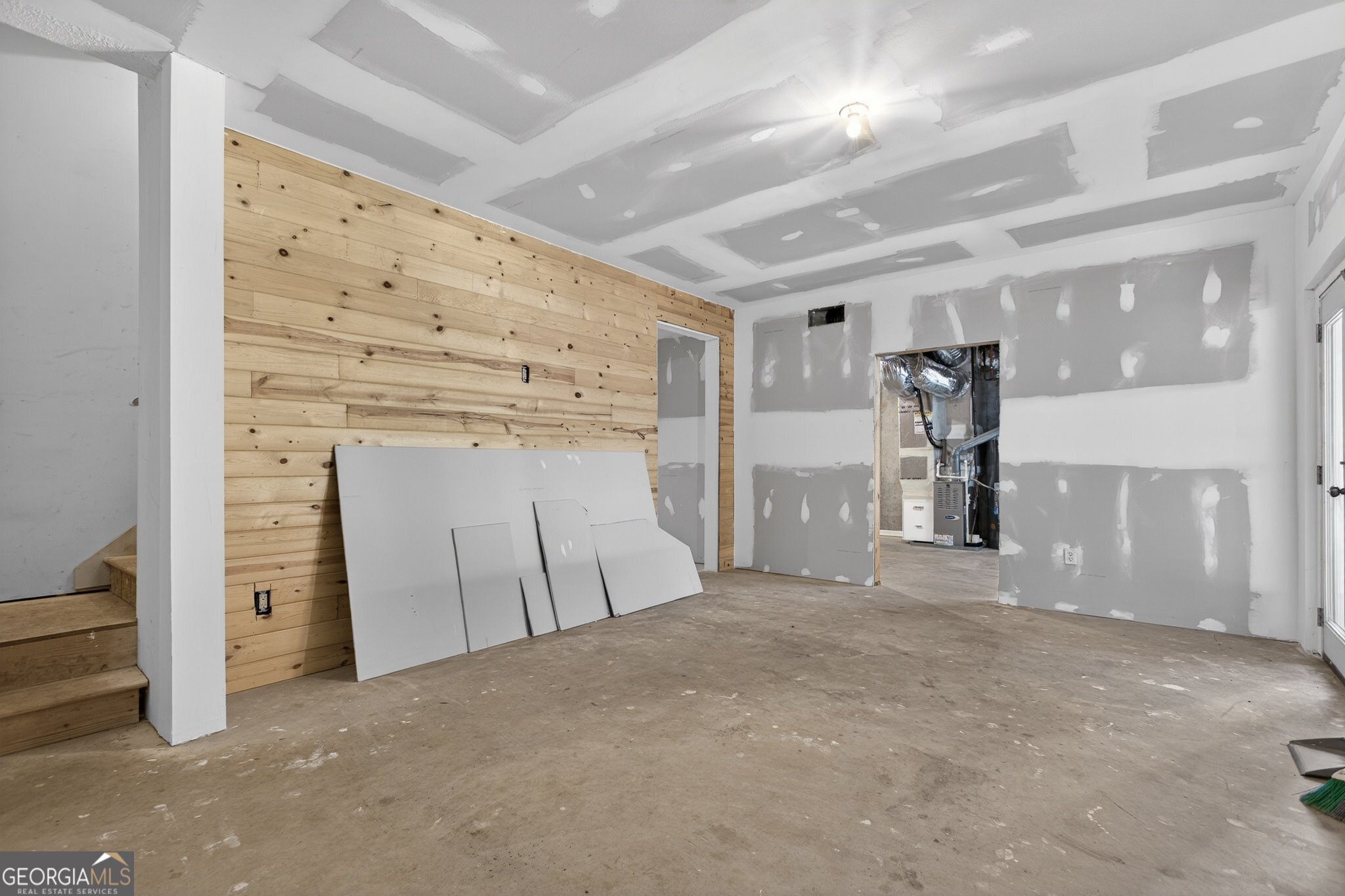 150 Glenn Eagles View Hiram GA 30141