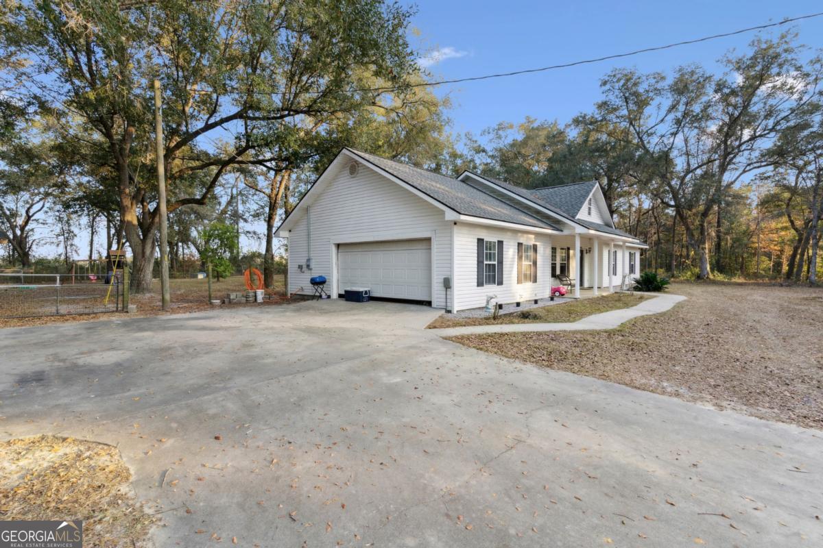 255 Spell Landing Road Hortense GA 31543