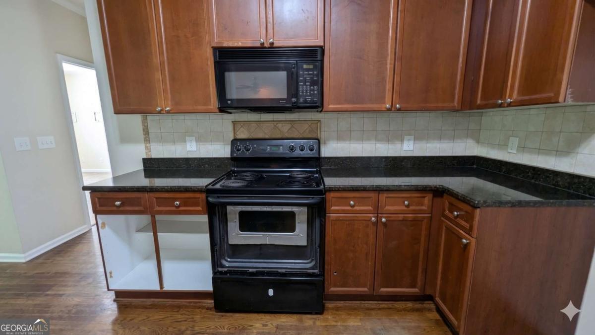 307 Oakwind Way Canton GA 30114