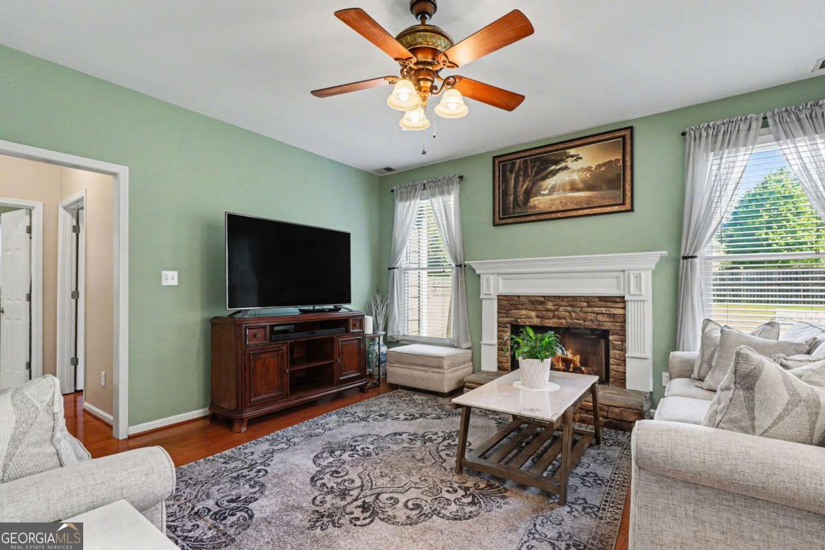 327 Laurel Glen Crossing Canton GA 30114