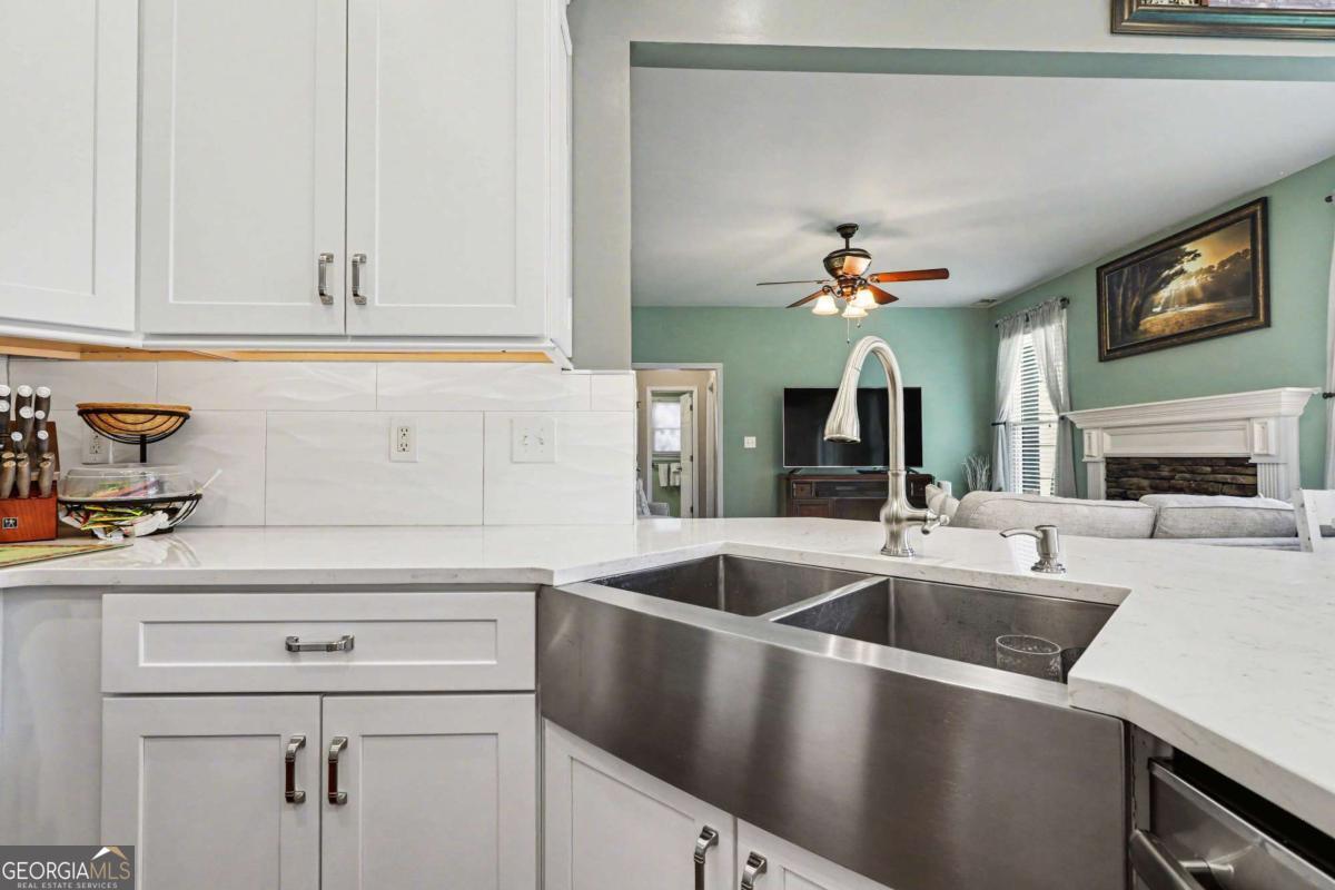 327 Laurel Glen Crossing Canton GA 30114