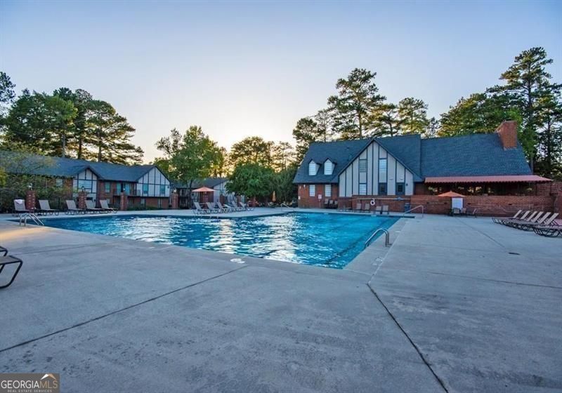 6851 Roswell Road Atlanta GA 30328