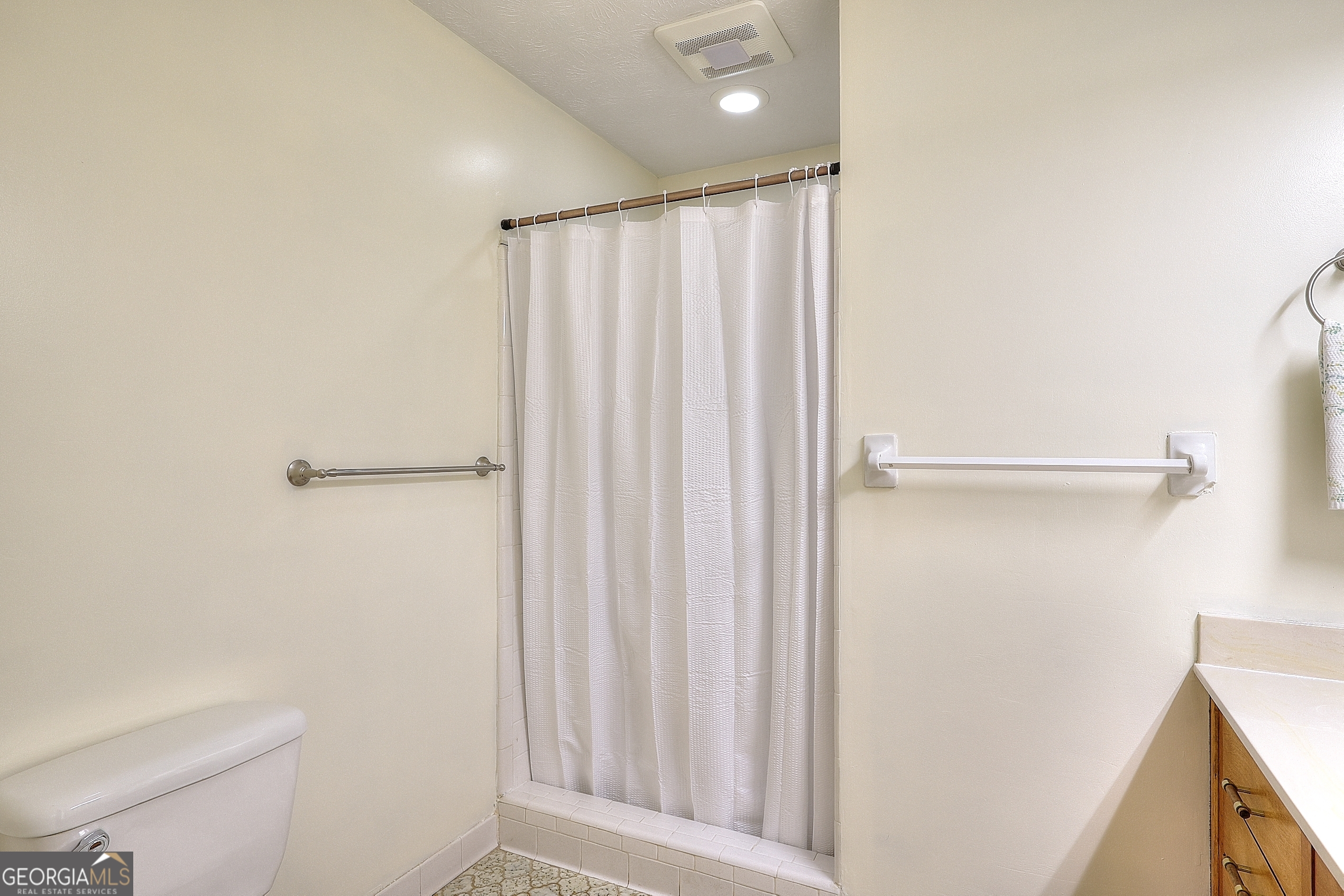 1878 Harbour Oaks Drive Snellville GA 30078