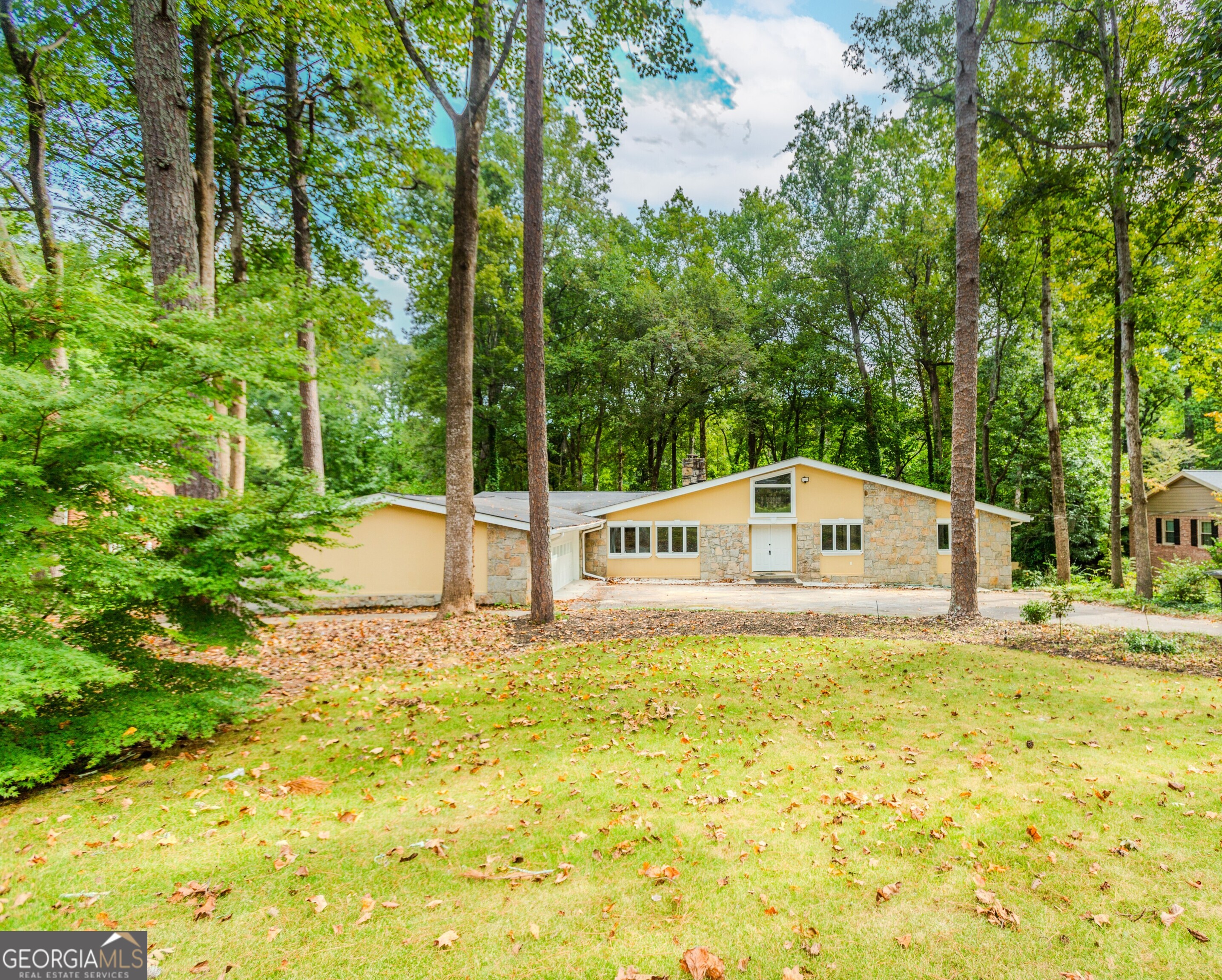 247 Old Timber Road Lawrenceville GA 30046