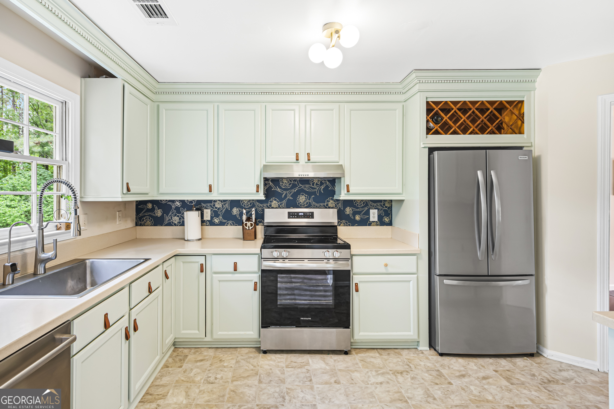 105 Leyland Court Fayetteville GA 30215