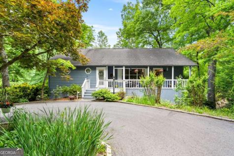 5686 Pine Crest Road Young Harris GA 30582