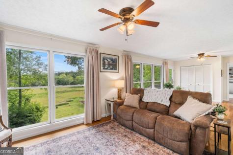 5686 Pine Crest Road Young Harris GA 30582