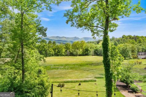 5686 Pine Crest Road Young Harris GA 30582