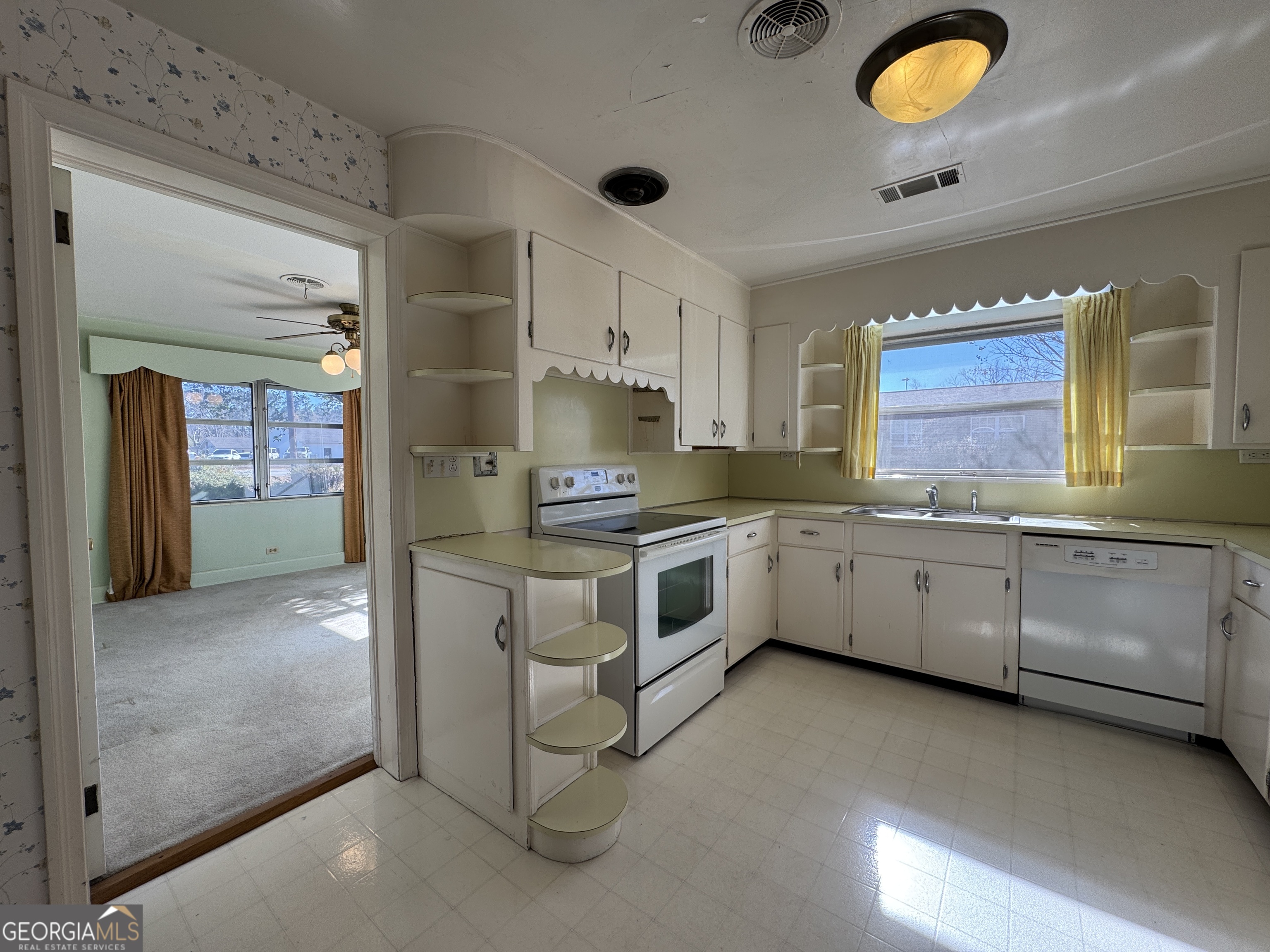 465 Cedar Street Metter GA 30439