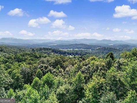 575 Longview Drive Hayesville NC 28904