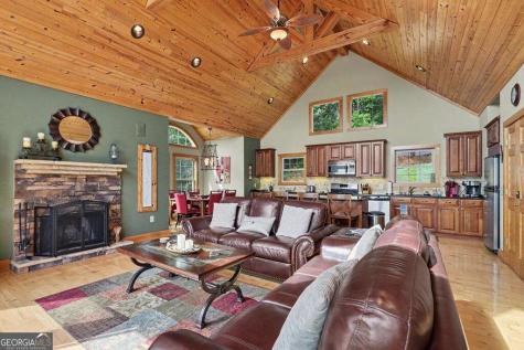 575 Longview Drive Hayesville NC 28904