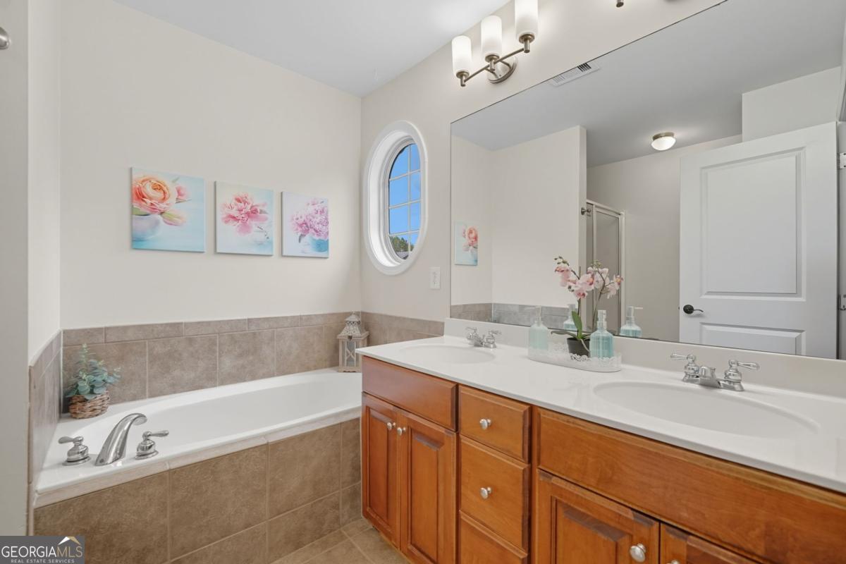 405 Royal Crescent Lane E Canton GA 30115