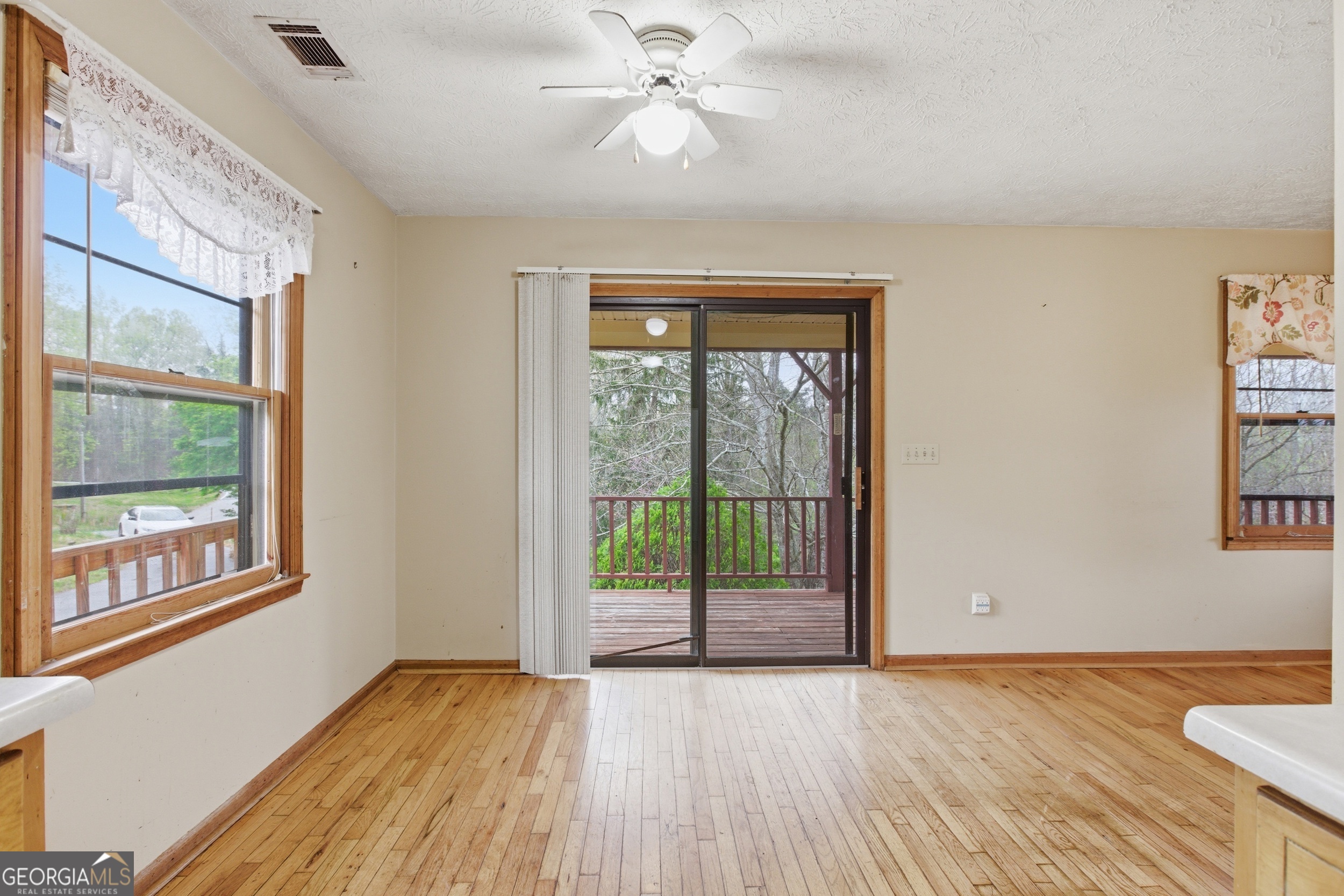 143 Copperhead Road Cornelia GA 30531