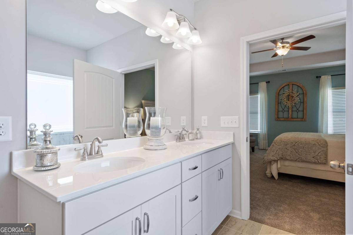 424 Lamplight Drive Warner Robins GA 31008