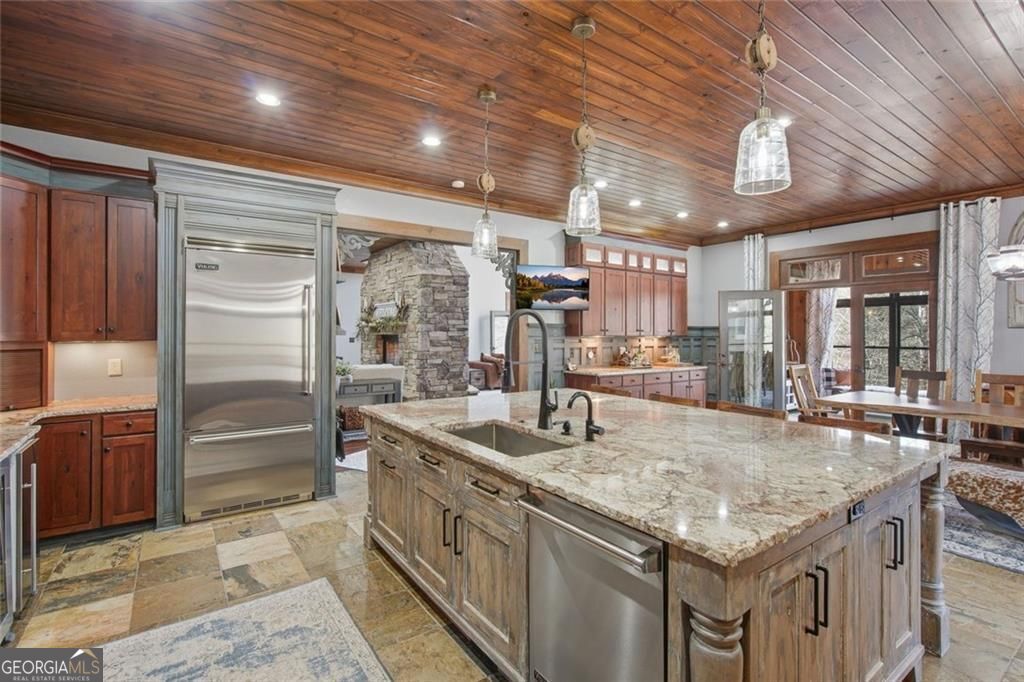 124 Wilderness Way Ellijay GA 30536