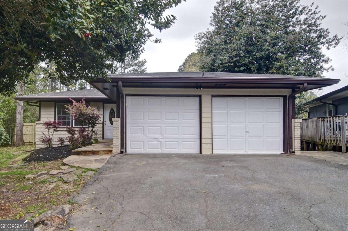 2890 Lakemont Place SW Marietta GA 30060