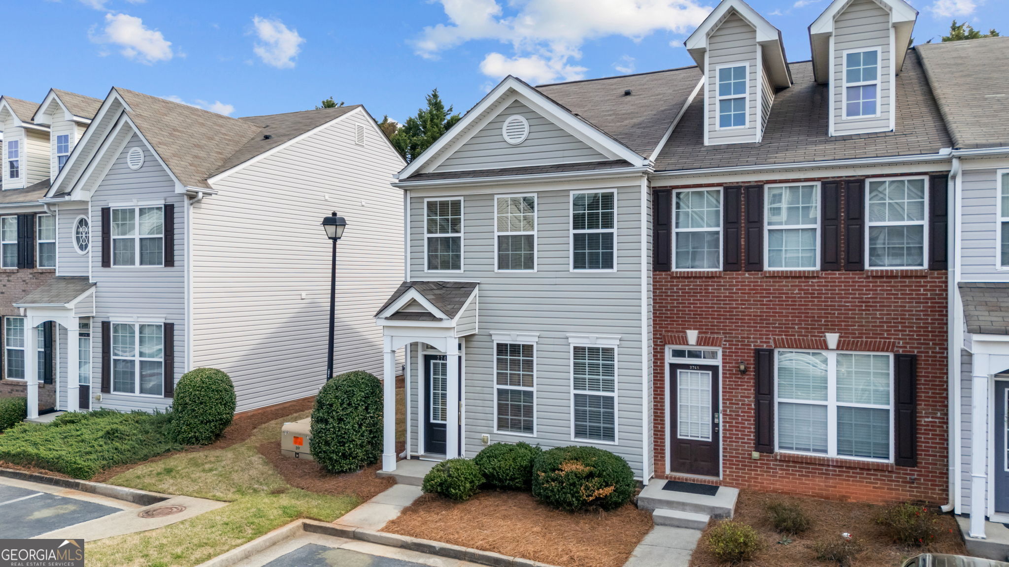 2743 Heathrow Drive Lawrenceville GA 30043