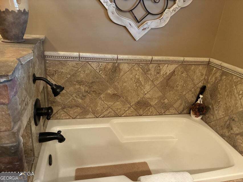 5645 Hwy 42 S. Forsyth GA 31029