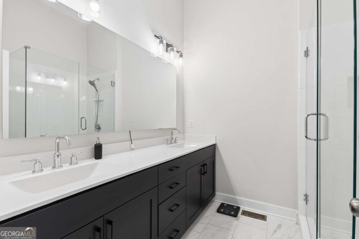 913 Brees Court Atlanta GA 30318