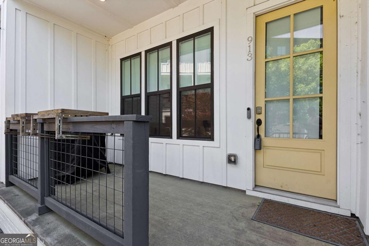913 Brees Court Atlanta GA 30318