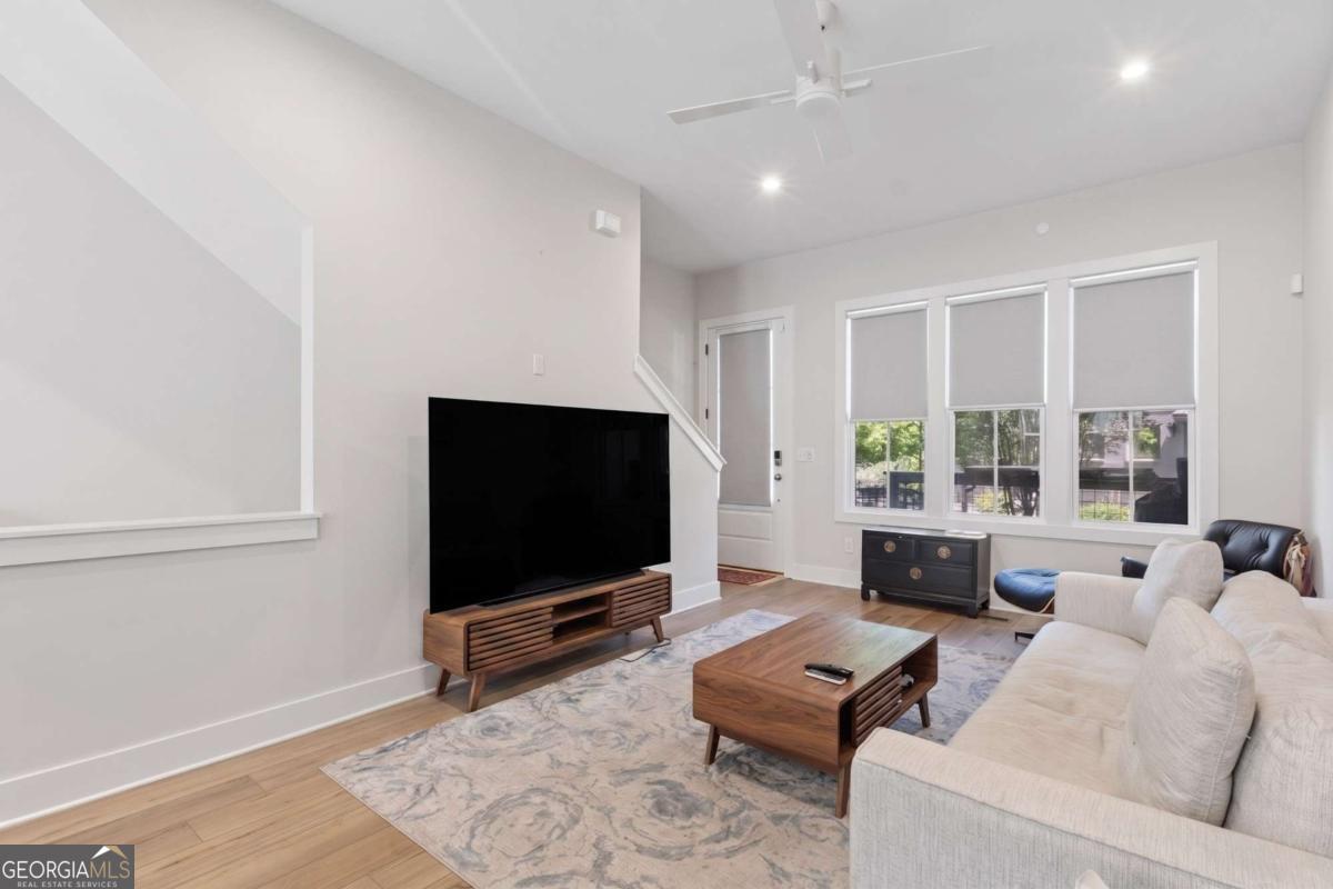 913 Brees Court Atlanta GA 30318