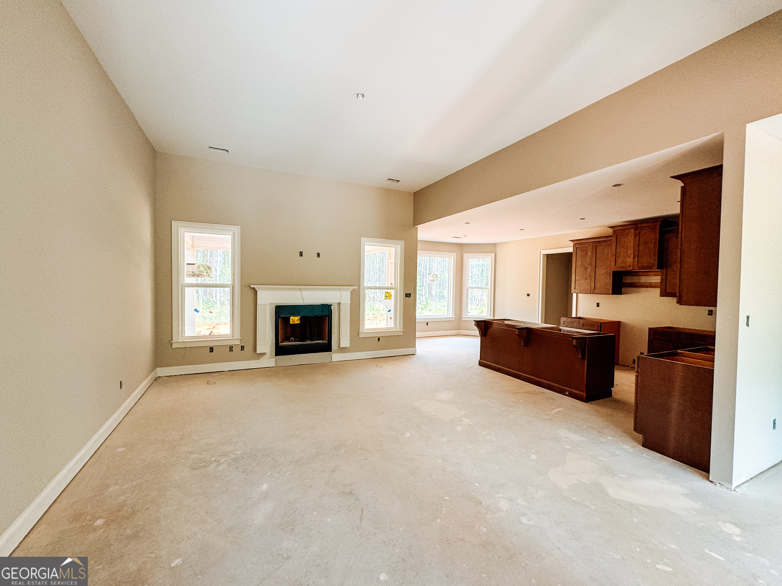 41 Commanche Circle Williamson GA 30292